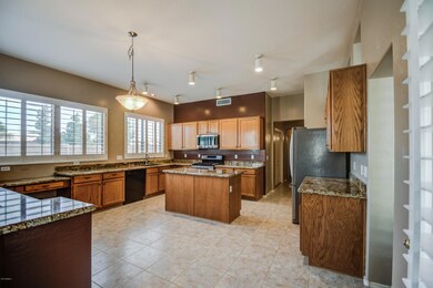 KITCHEN 4