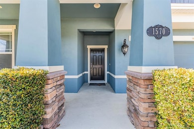 1570 Fox Grape Loop, Lutz, FL 33558 - photo 2