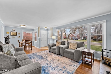 463 Colonial Ct, Grosse Pointe Farms, MI 48236 - photo 4