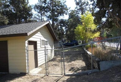 1211 NE Revere Ave, Bend, OR 97701 - photo 2