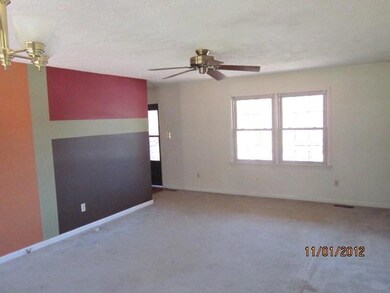 502 Pineridge Dr, Hopkinsville, KY 42240 - photo 4