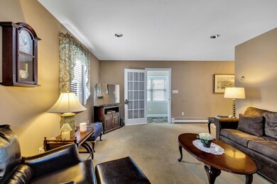 8 Buck St, Woburn, MA 01801 - photo 3