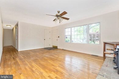 2121 Carroll Dale Rd, Sykesville, MD 21784 - photo 5