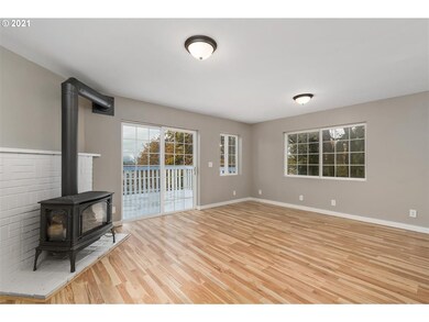 418 W 3rd St, Rainier, OR 97048 - photo 5