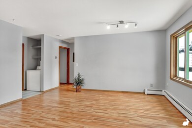 8421 Atkins Place, Anchorage, AK 99507 - photo 3