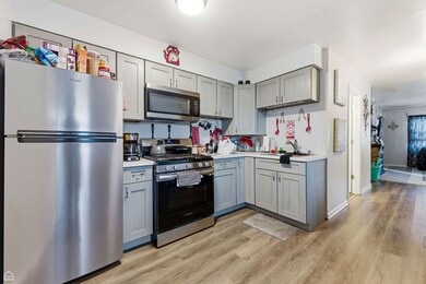 14063 Kilpatrick Ave, Midlothian, IL 60445 - photo 7