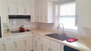 CHECK OUT THE SINK!!!