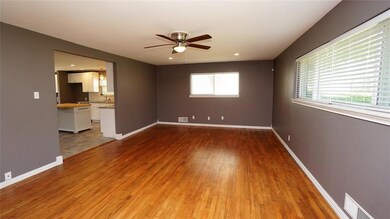 1504 W Day St, Denison, TX 75020 - photo 4