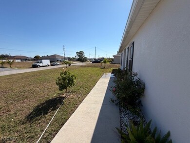 1724 NW 11th Place, Cape Coral, FL 33993 - photo 4