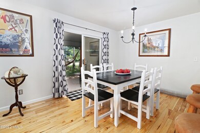 10_millers_loop_dining