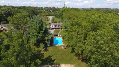 5406 Lower MacUngie Rd, Macungie, PA 18062 - photo 2