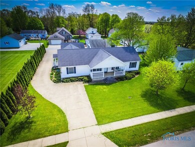 427 High St, Woodville, OH 43469 - photo 2