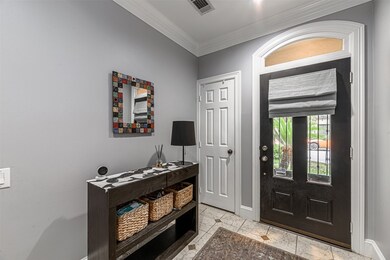 3527 Yupon St, Houston, TX 77006 - photo 2