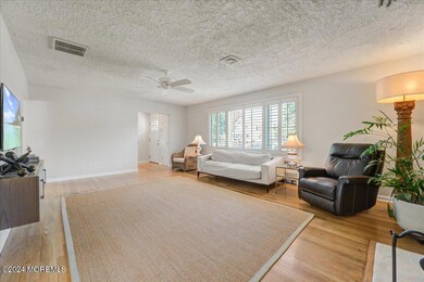 07-Living Room