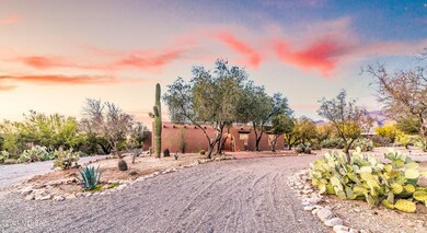 6249 N Camino Miraval