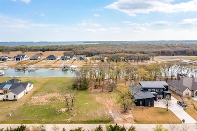 1544 Laguna Bay N, Pelican Bay, TX 76020 - photo 3