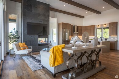 11641 N Soaring Hawk Ln unit 106, Heber City, UT 84032 - photo 5