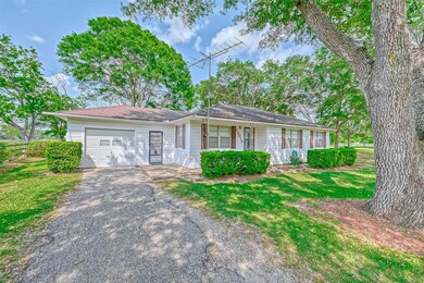 16019 Clarence St, Needville, TX 77461 - photo 3