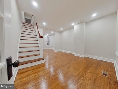 4442 Edgemont St, Philadelphia, PA 19137 - photo 3
