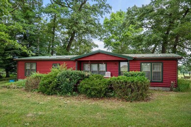 449 N 900 W, Angola, IN 46703 - photo 7