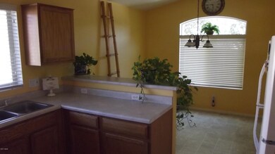 Eat-In Kitchen