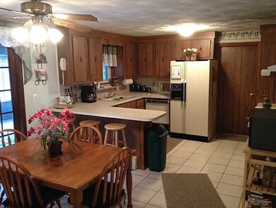 147 Pheasant Dr, Cranston, RI 02920 - photo 7