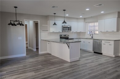GORGEOUS REMODELED 2 BED 2 BATH CONDO at 4210 Gann