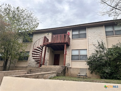 906 N Lbj Dr unit 6, San Marcos, TX 78666 - photo 2