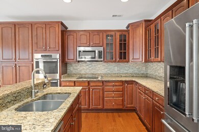 1202 Walker Dr, Fredericksburg, VA 22401 - photo 3