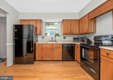 6901 Turnberry Ct, Frederick, MD 21703 - photo 3