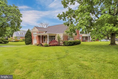 923 N 25th St, Reading, PA 19606 - photo 2