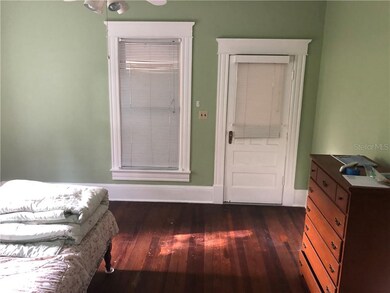 910 Hart St, Clearwater, FL 33755 - photo 3