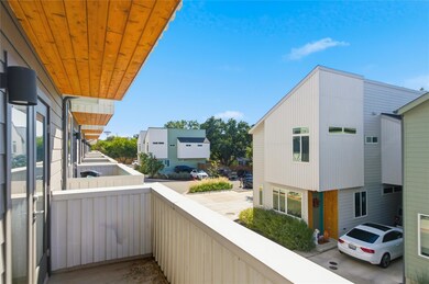 814 N Bluff Dr unit 87, Austin, TX 78745 - photo 2