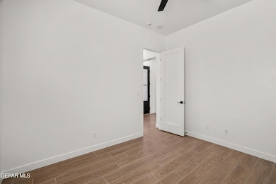 12813 Fredricksburg-6