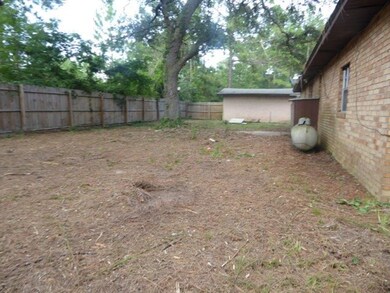 233 River Run Rd, Broxton, GA 31519 - photo 2