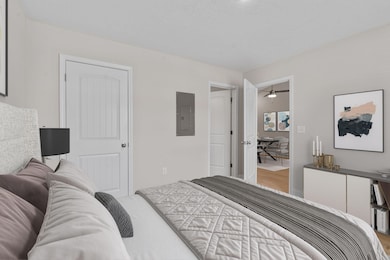 33-web-or-mls-Bedroom1_2 (3)