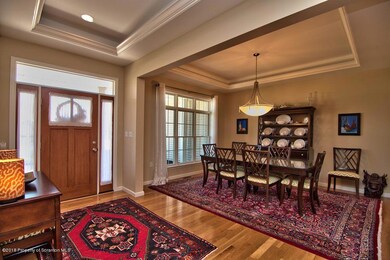 303 Champion Cir, Throop, PA 18512 - photo 5