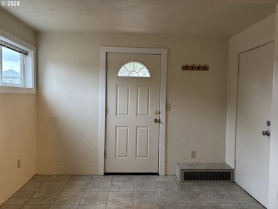 1610 High St, Eugene, OR 97401 - photo 6