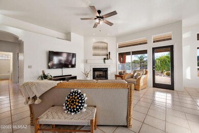 08-Living Area