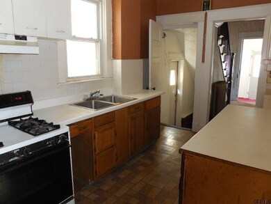 564 Delaware Ave, Albany, NY 12209 - photo 7