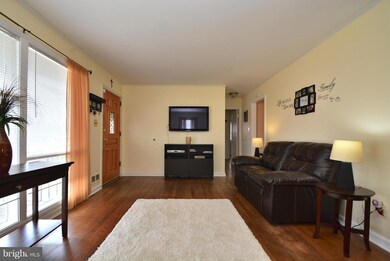 1813 Dunwoody Rd, Parkville, MD 21234 - photo 2