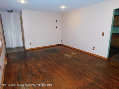 6034 Rolfe Rd, Lansing, MI 48911 - photo 4