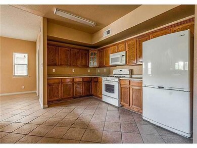 13773 Paseo Verde Dr, El Paso, TX 79928 - photo 3