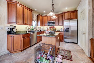 011_Kitchen