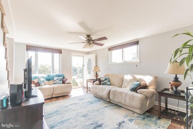 266 N Oak Ave, Clifton Heights, PA 19018 - photo 6