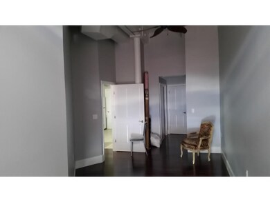 Emerson Mills unit 207, Pembroke, NH 03275 - photo 5