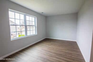 711 BEDROOM