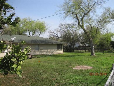1000 S Oklahoma Ave, Weslaco, TX 78596 - photo 3
