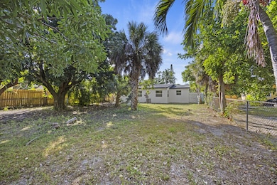 349 SW 11th Ave, Delray Beach, FL 33444 - photo 3