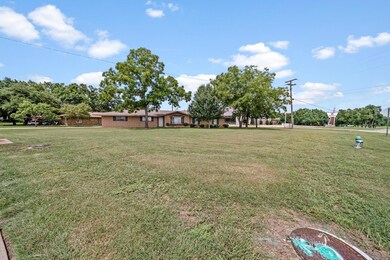 1000 Sunset Dr, Ennis, TX 75119 - photo 7